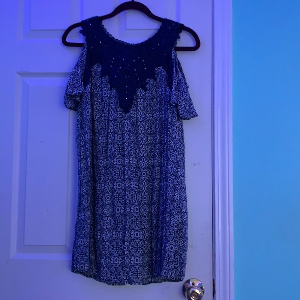 women’s navy dress